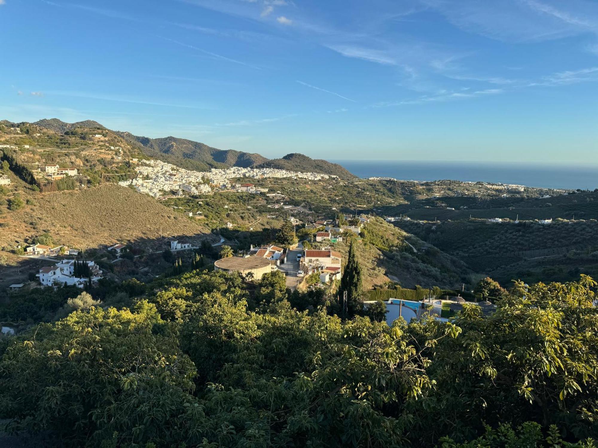 En Con Piscina, Jacuzzi Y Espectaculares Vistas Villa