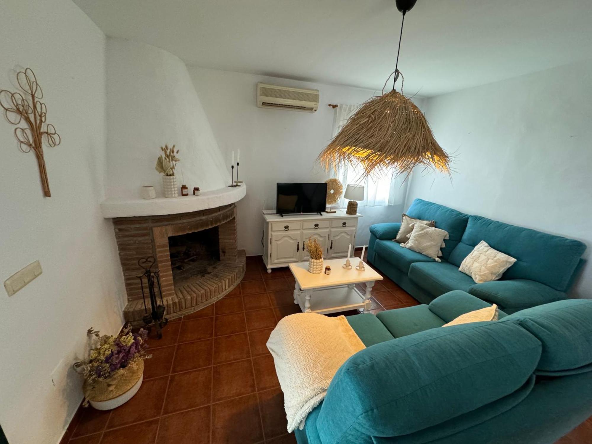 En Con Piscina, Jacuzzi Y Espectaculares Vistas Frigiliana